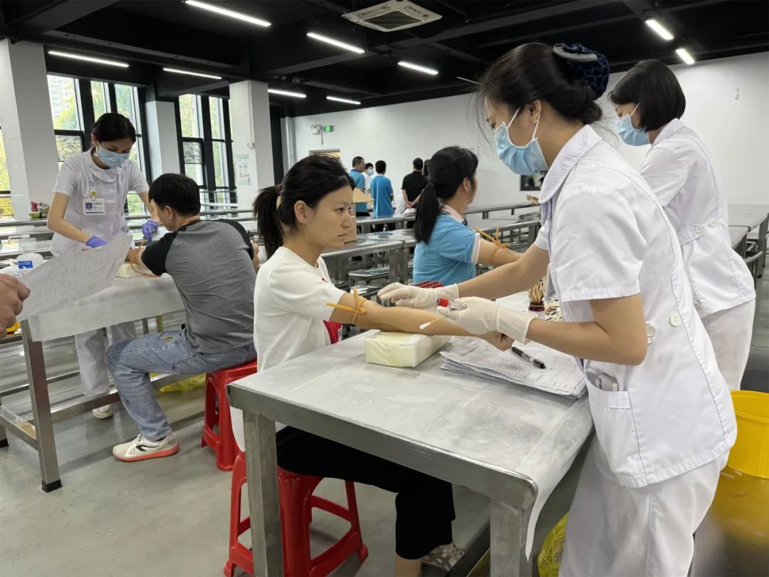 嘉年印務(wù)加強員工健康保護，進行年度普工體檢